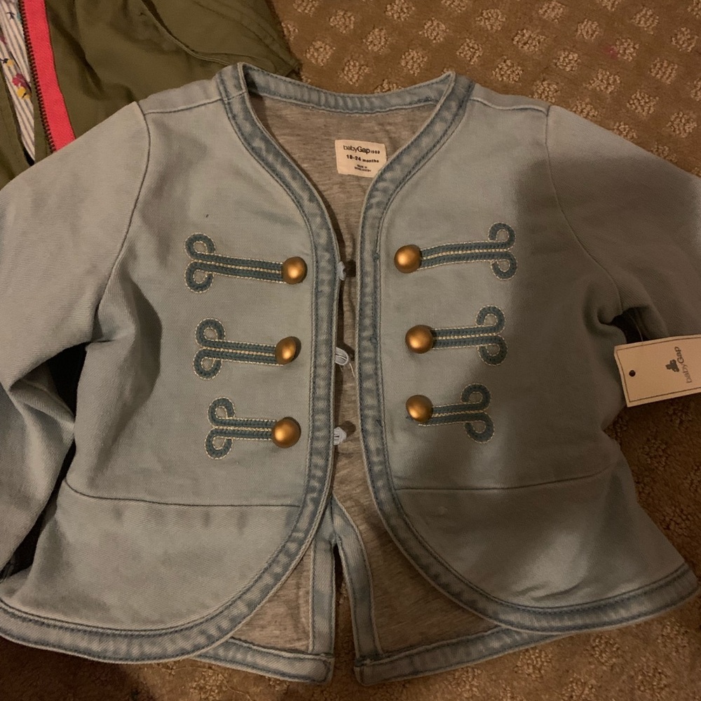 18-24 GAP jacket bundle - Picture 2 of 5
